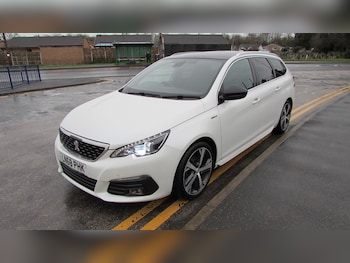 Used Peugeot 308 2018 for sale - 76982918: Photo