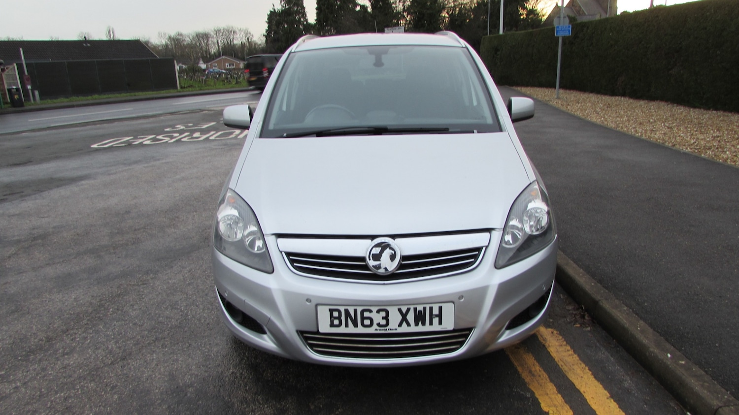 Used Vauxhall Zafira 2013 for sale - 77210730: Photo 2