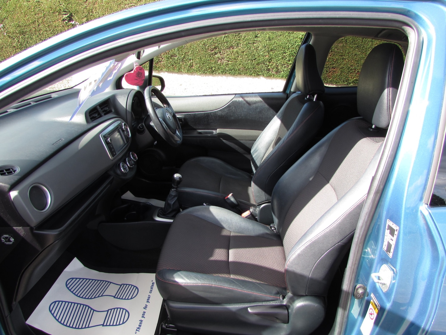 Used Toyota Yaris 2013 for sale - 77889260: Photo 12