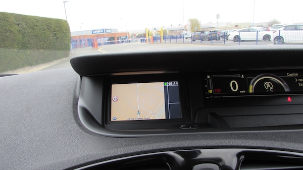 Used Renault Grand Scenic 2016 for sale - 74050931: Photo 13