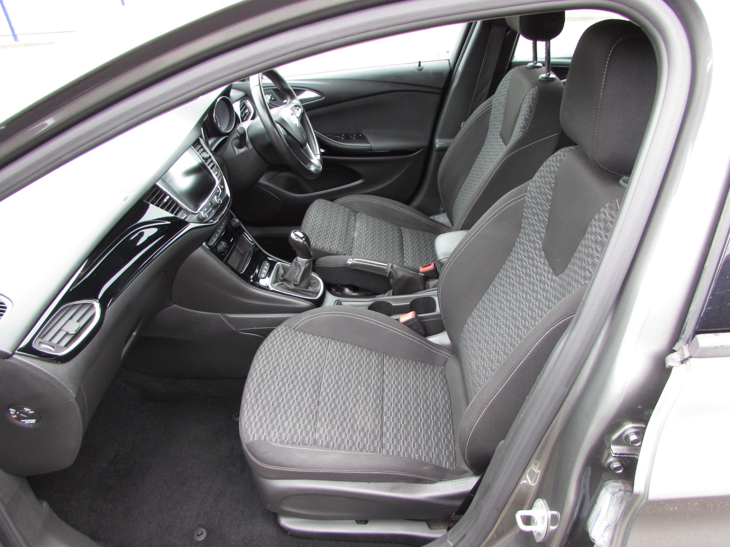 Used Vauxhall Astra 2018 for sale - 77846392: Photo 9