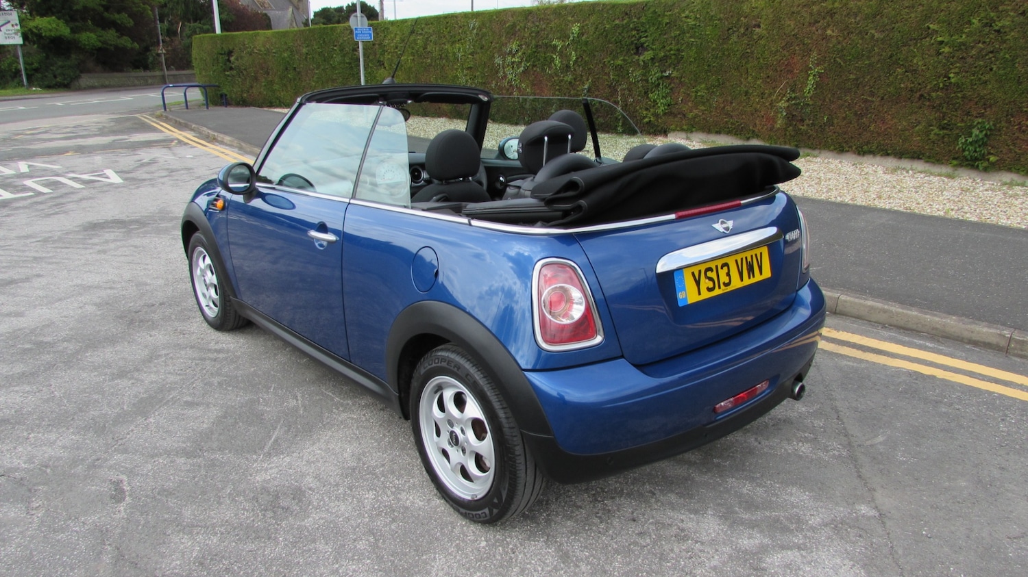 Used MINI Convertible 2013 for sale - 78106022: Photo 4
