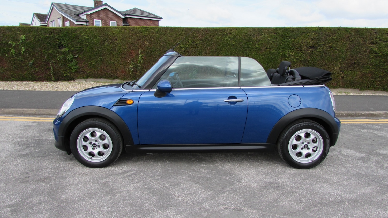 Used MINI Convertible 2013 for sale - 78106022: Photo 8