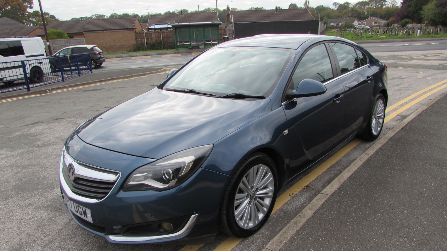 Used Vauxhall Insignia 2017 for sale - 76299684: Photo 3