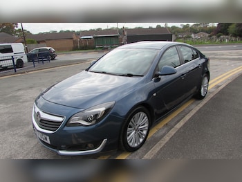 Used Vauxhall Insignia 2017 for sale - 76299684: Photo 3