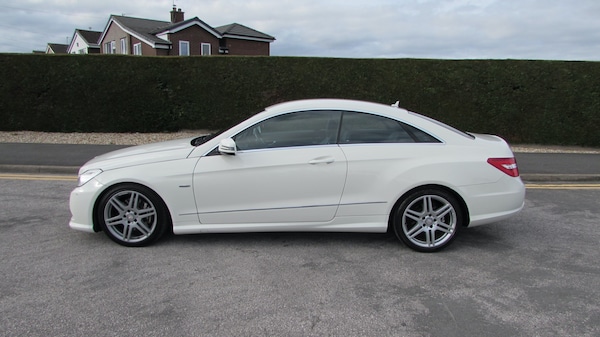 Used Mercedes-Benz E-Class 2011 for sale - 76221916: Photo 5