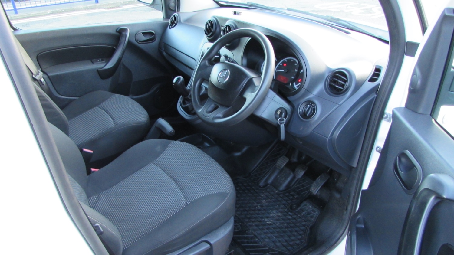 Used Mercedes-Benz Citan 2015 for sale - 76578242: Photo 8