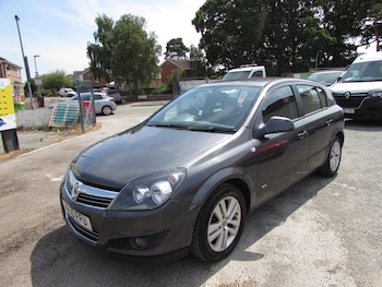 Used Vauxhall Astra 2010 for sale - 79230729: Photo