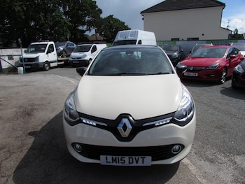 Used Renault Clio 2015 for sale - 78849493: Photo