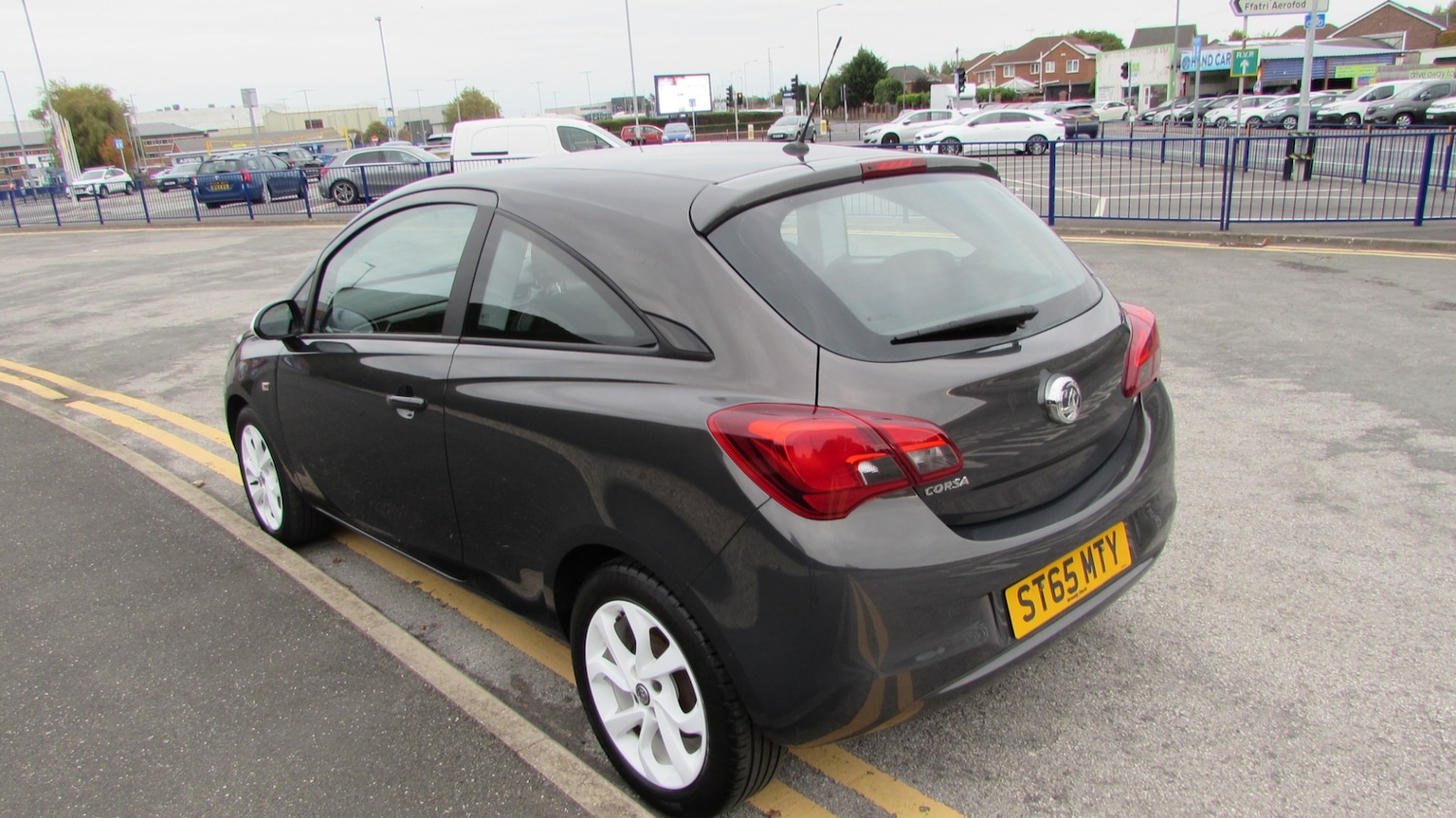 Used Vauxhall Corsa 2015 for sale - 76220333: Photo 5