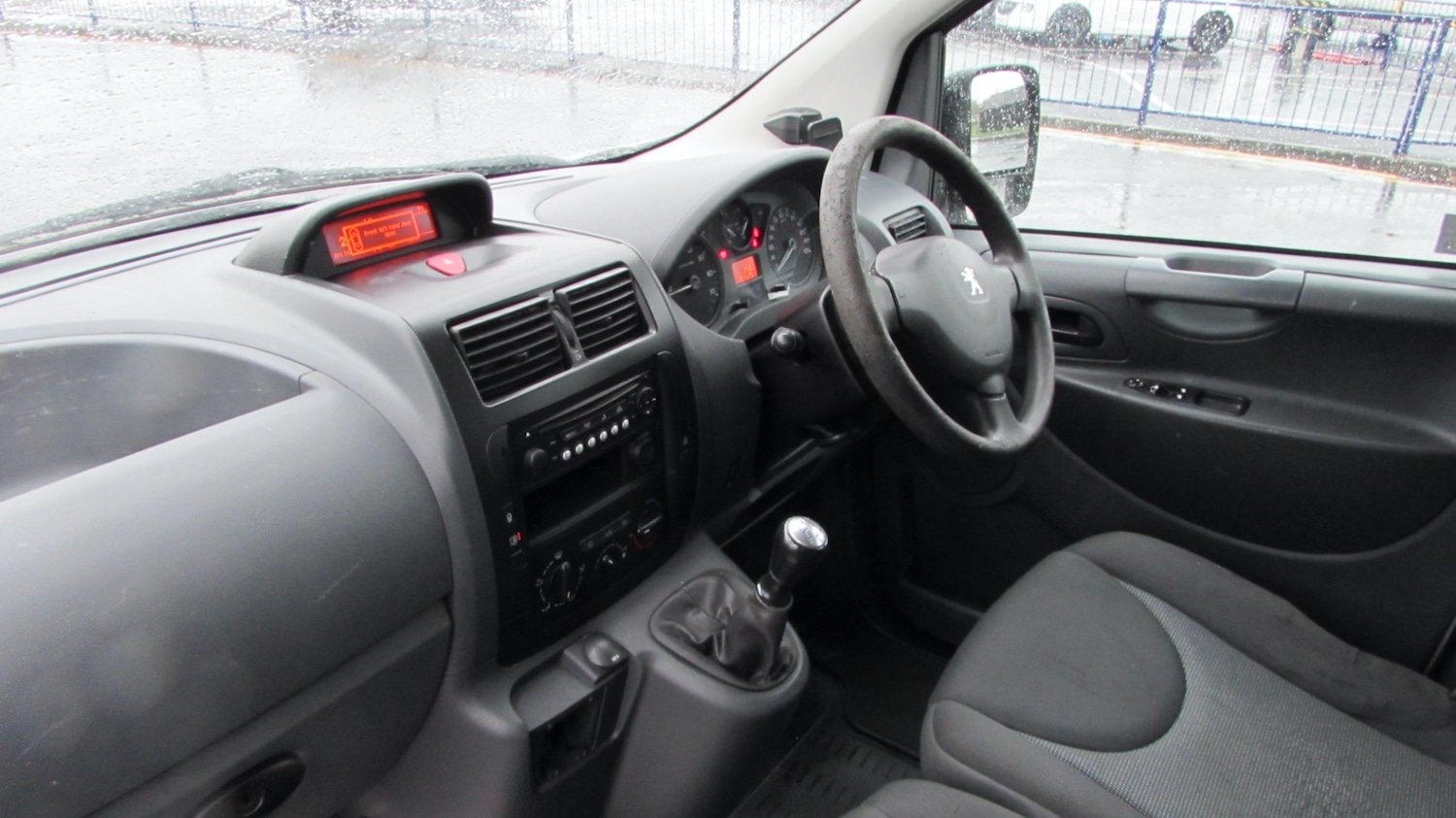 Used Peugeot Expert 2015 for sale - 76578198: Photo 8