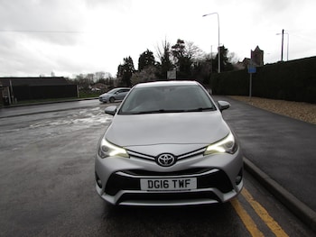 Used Toyota Avensis 2016 for sale - 77676882: Photo