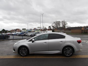 Used Toyota Avensis 2016 for sale - 77676882: Photo