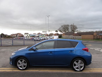 Used Toyota Auris 2013 for sale - 78121810: Photo