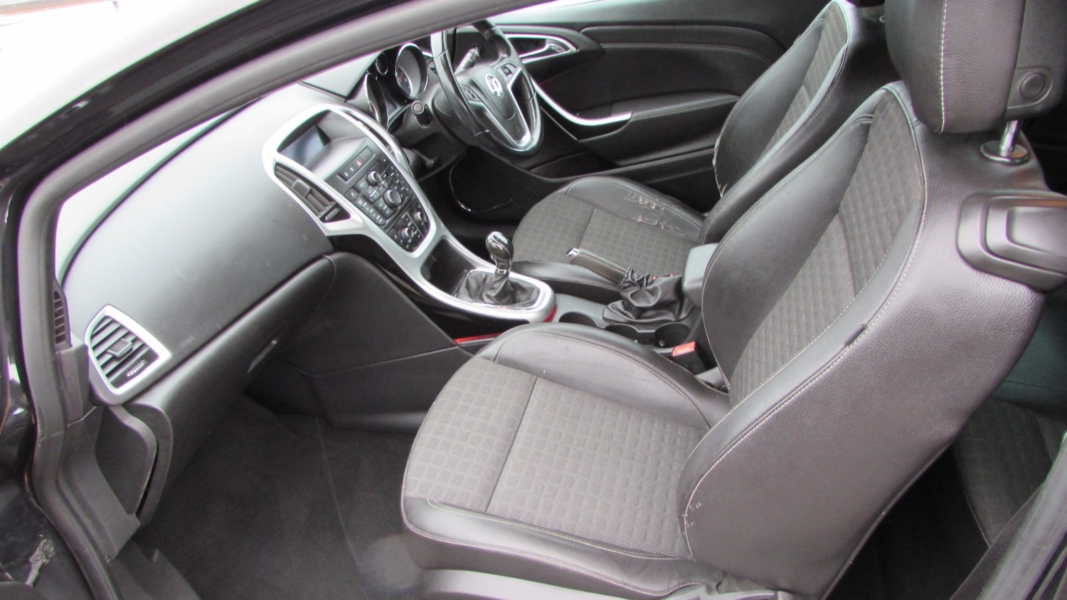 Used Vauxhall Astra GTC 2013 for sale - 77475037: Photo 9