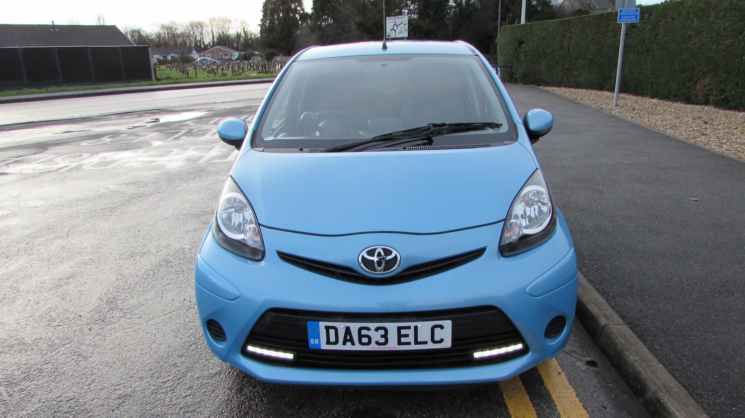 Used Toyota AYGO 2013 for sale - 76919223: Photo 2