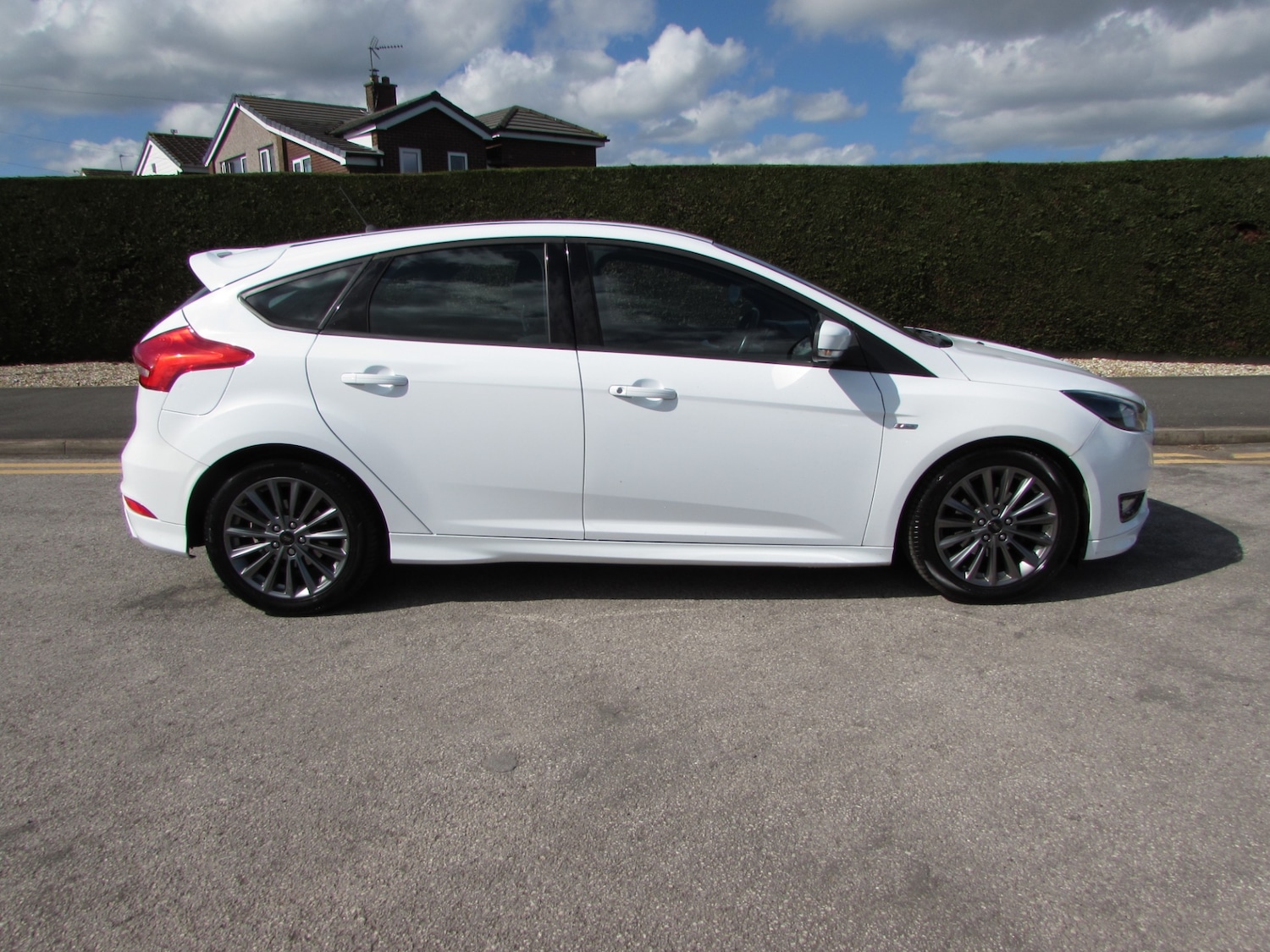 Used Ford Focus 2017 for sale - 78108019: Photo 3