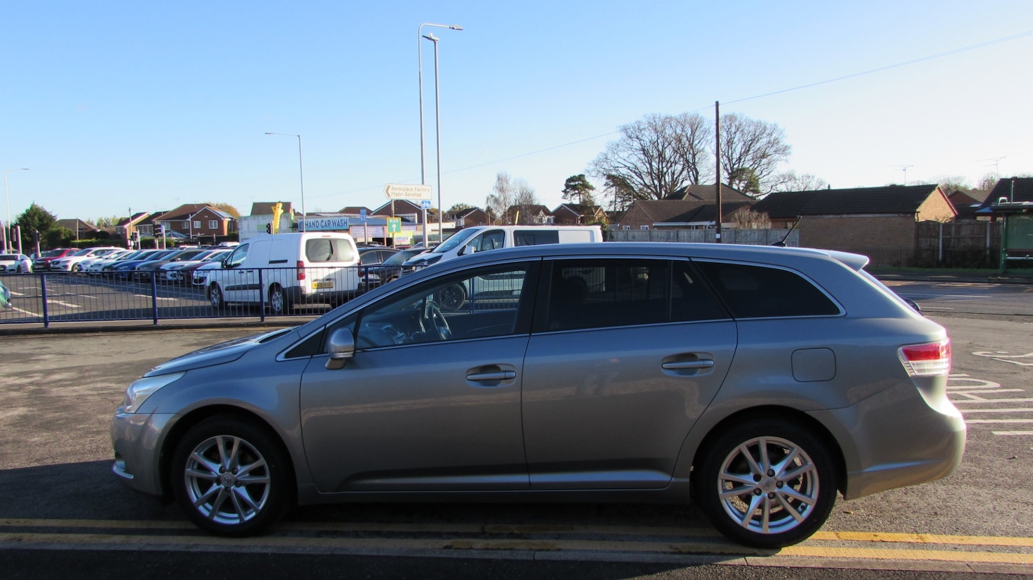 Used Toyota Avensis 2010 for sale - 76694040: Photo 4