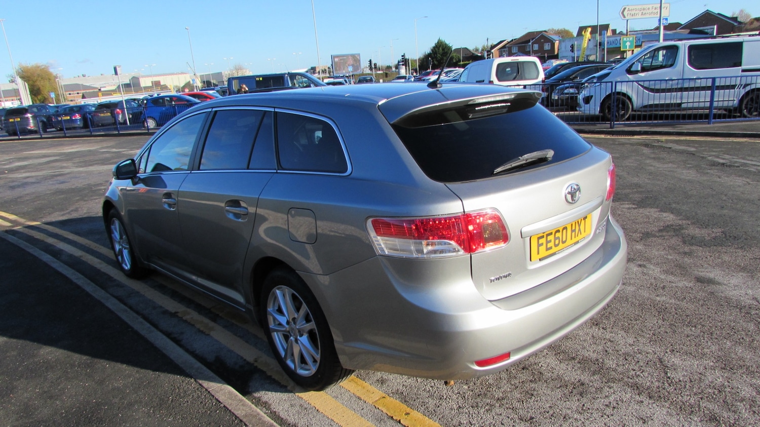 Used Toyota Avensis 2010 for sale - 76694040: Photo 5