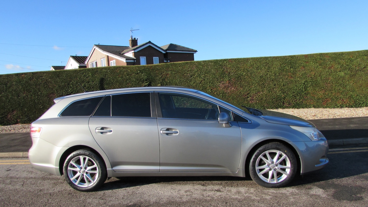 Used Toyota Avensis 2010 for sale - 76694040: Photo 8