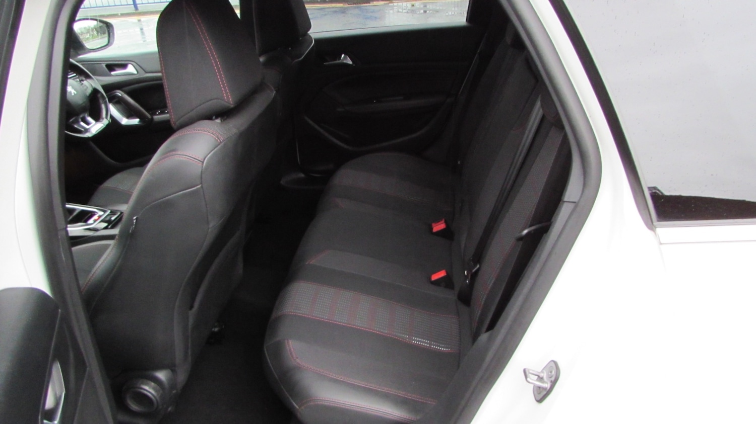 Used Peugeot 308 2018 for sale - 77247877: Photo 11