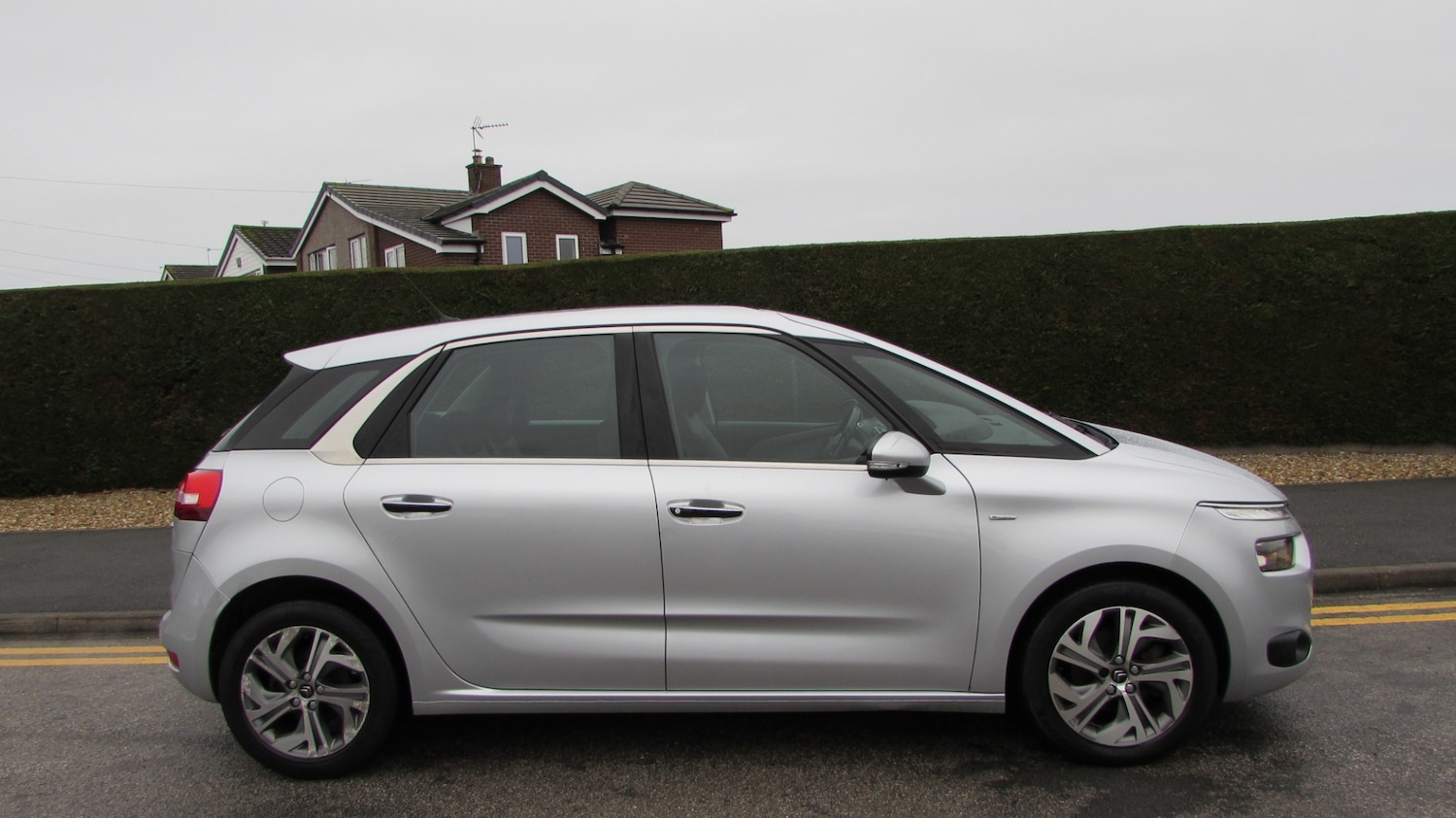 Used Citroen C4 Picasso 2015 for sale - 76980347: Photo 8