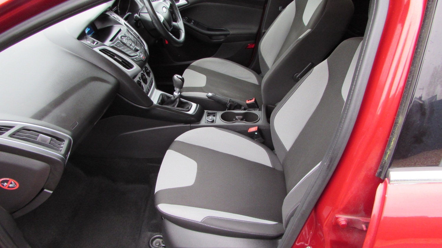 Used Ford Focus 2014 for sale - 77541545: Photo 9