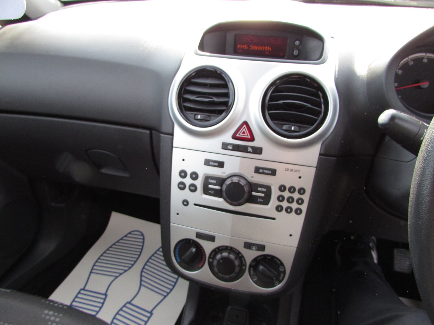 Used Vauxhall Corsa 2014 for sale - 77947129: Photo 14