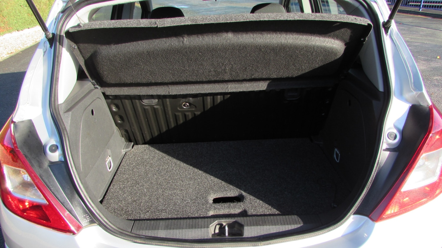 Used Vauxhall Corsa 2009 for sale - 76565578: Photo 11