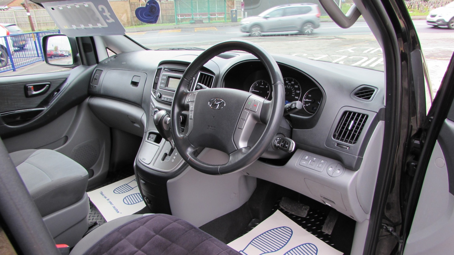 Used Hyundai i800 2017 for sale - 77367252: Photo 15