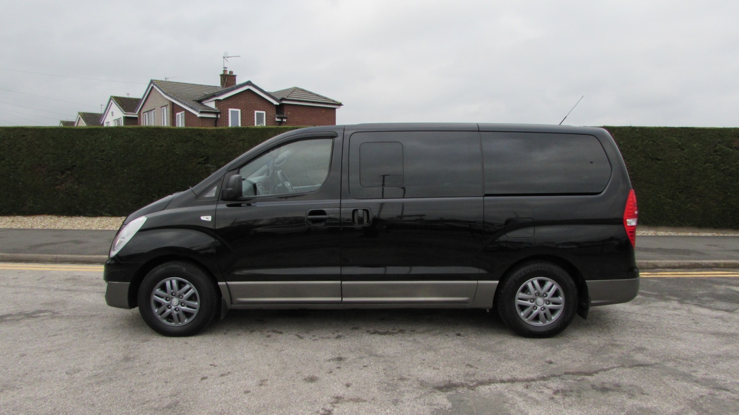 Used Hyundai i800 2017 for sale - 77367252: Photo 5