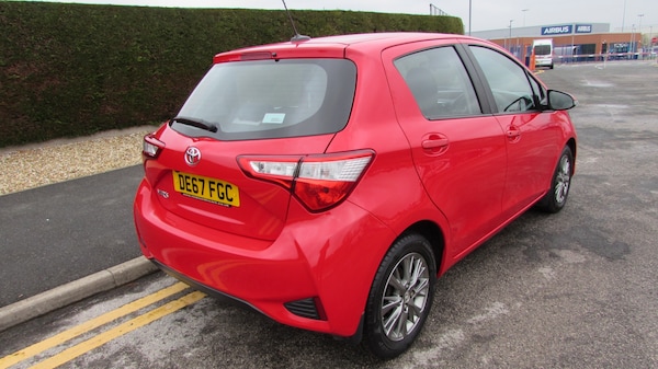 Used Toyota Yaris 2017 for sale - 73746819: Photo 7