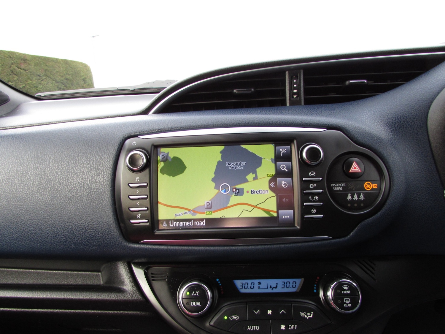 Used Toyota Yaris 2017 for sale - 77763153: Photo 17