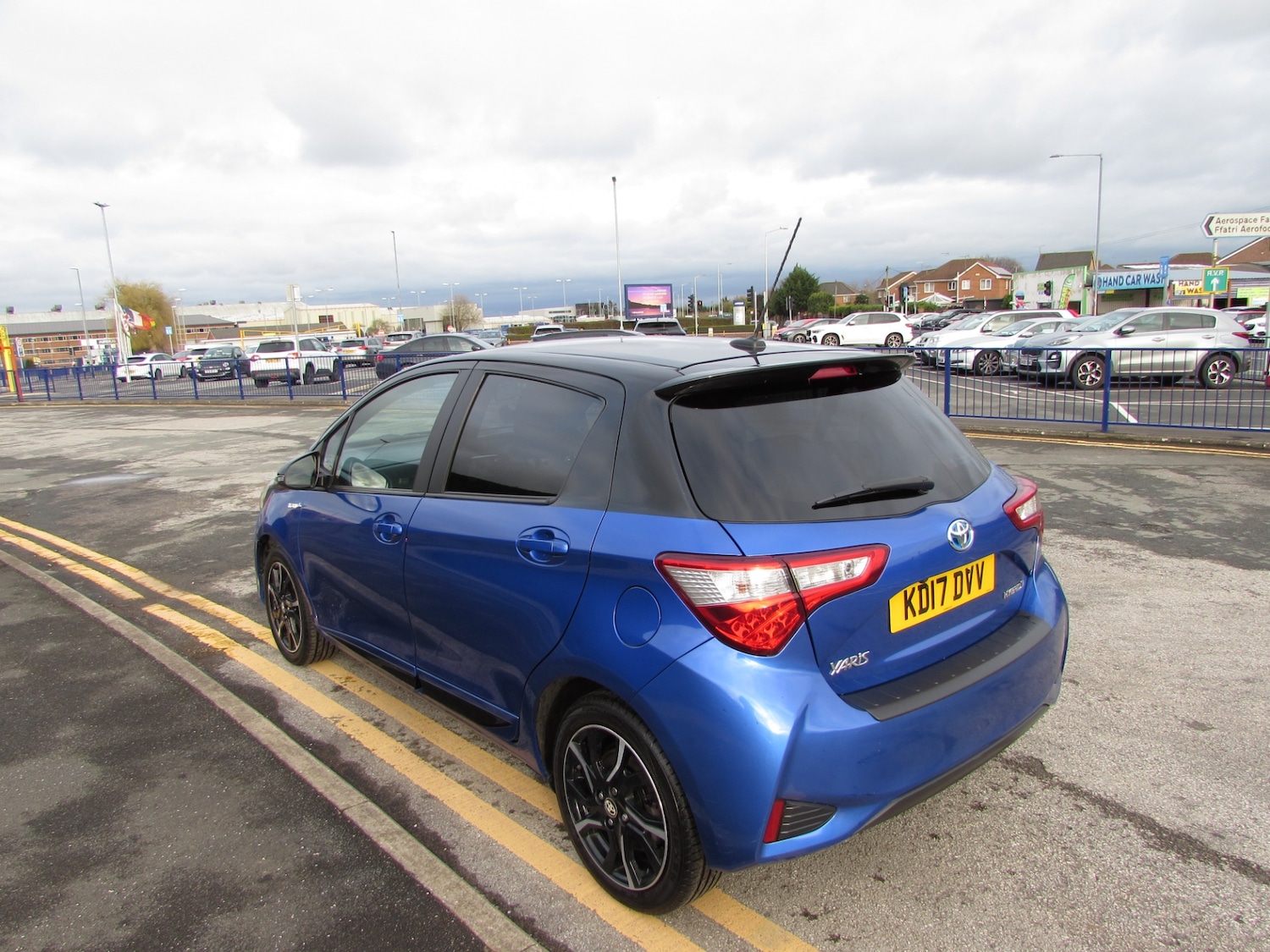 Used Toyota Yaris 2017 for sale - 77763153: Photo 8