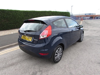Used Ford Fiesta 2013 for sale - 79439544: Photo
