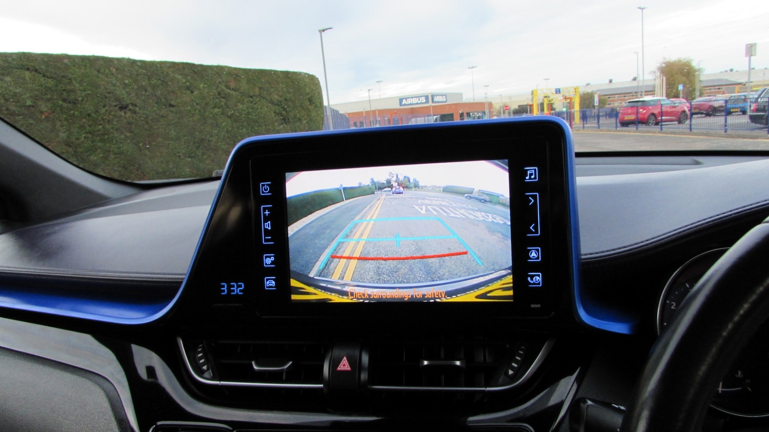 Used Toyota C-HR 2017 for sale - 76652732: Photo 12