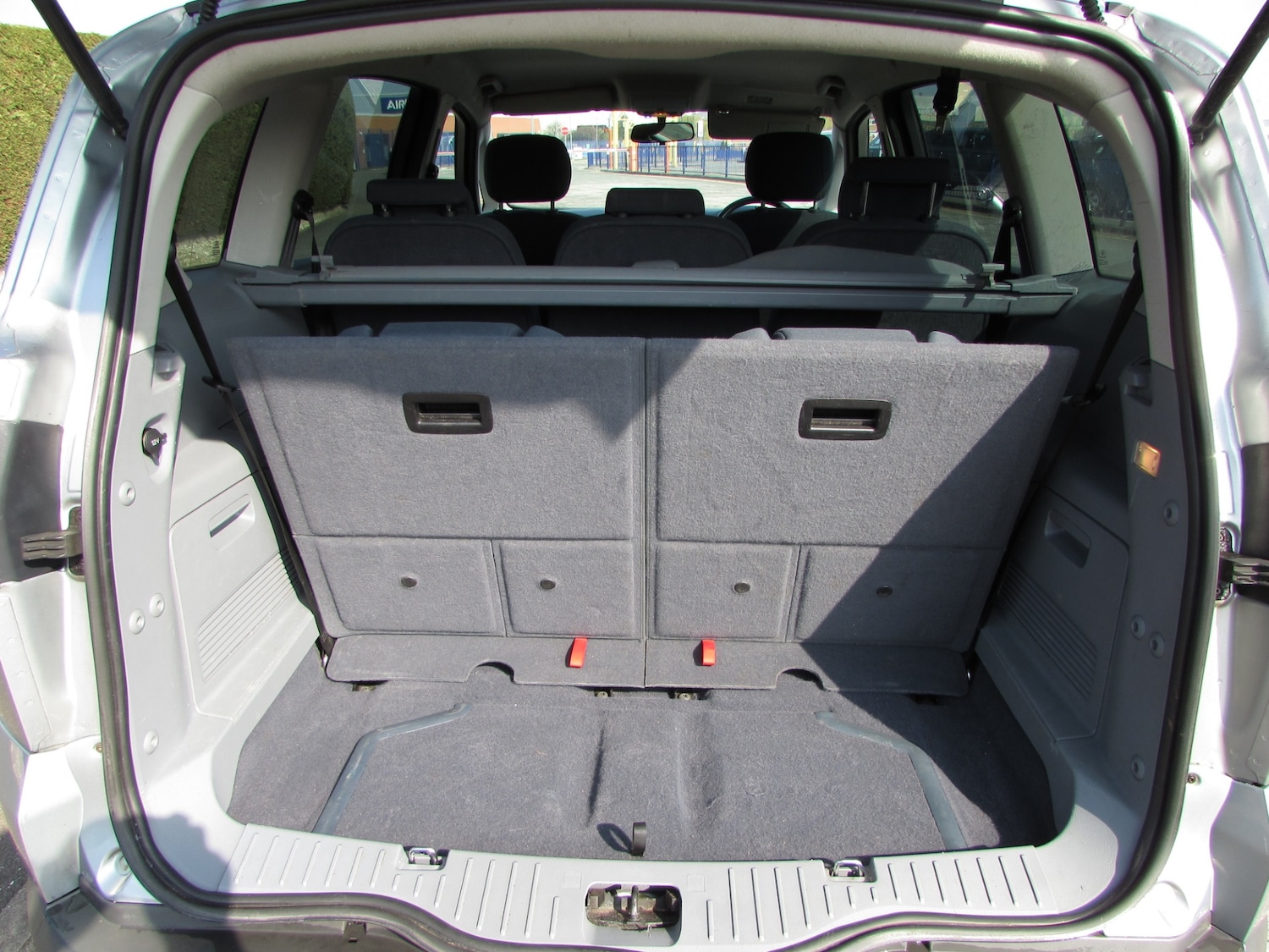 Used Ford S-Max 2010 for sale - 77974682: Photo 12