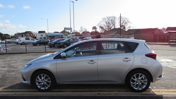 Used Toyota Auris 2015 for sale - 73838218: Photo 4