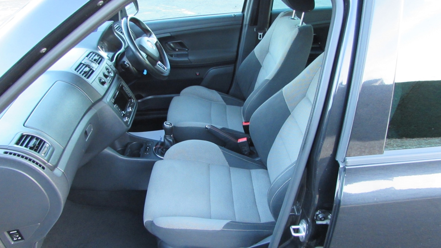 Used Skoda Fabia 2014 for sale - 77127609: Photo 9