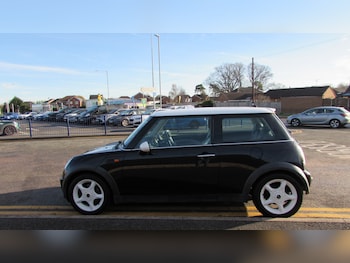 Used MINI Hatch 2003 for sale - 76649647: Photo