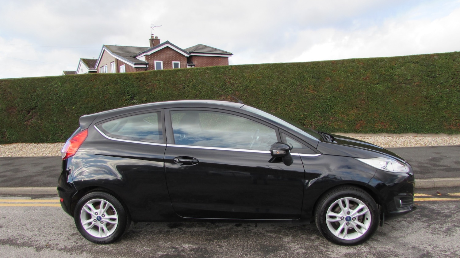 Used Ford Fiesta 2014 for sale - 76364976: Photo 8