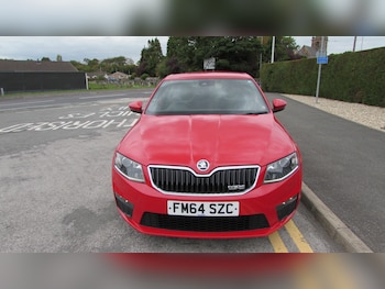 Used Skoda Octavia 2015 for sale - 76077851: Photo 2