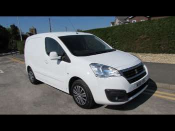 Used Peugeot Partner 2018 for sale - 74540079: Photo