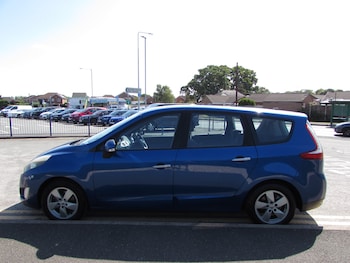 Used Renault Grand Scenic 2010 for sale - 79615512: Photo