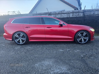 Used Volvo V60 2019 for sale - 79083968: Photo