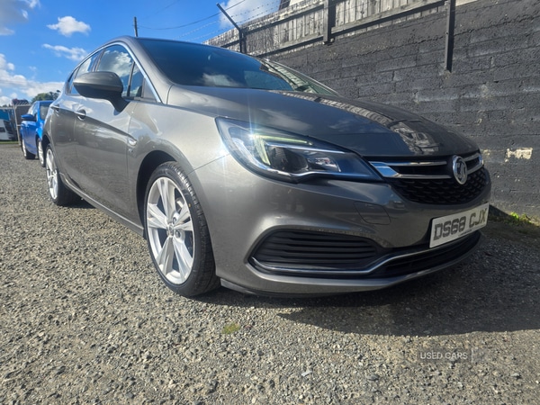 Used Vauxhall Astra 2018 for sale - 76032805: Photo 1