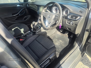 Used Vauxhall Astra 2018 for sale - 76032805: Photo