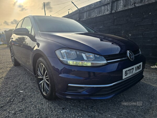 Used Volkswagen Golf 2017 for sale - 76095526: Photo 1