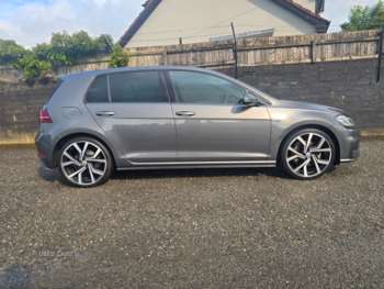Used Volkswagen Golf 2019 for sale - 74876412: Photo