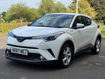 Used Toyota C-HR 2017 for sale - 78514895: Photo